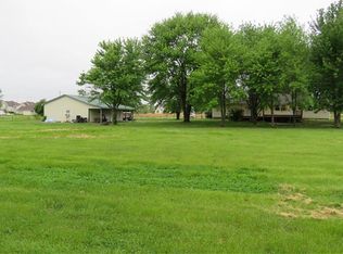 28909 W 183rd St, Gardner, KS 66030