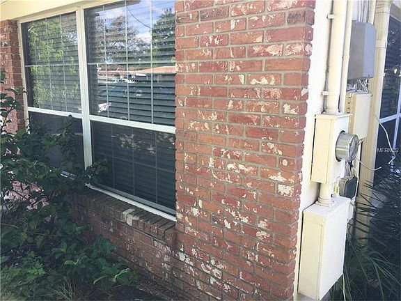 3rd image of 2712 W Lemon St
