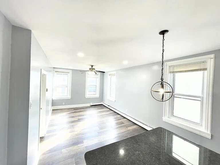 192 Green Ln #2 — Photo 3