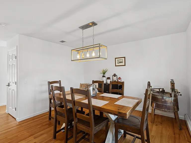 16 Mastro Ct — Photo 18
