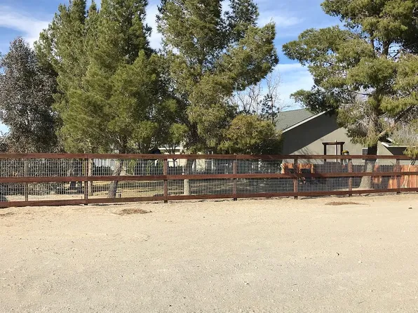 6720 Seibenthal Rd, Inyokern, CA 93527