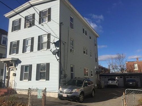 2nd image of 108 Springfield St
