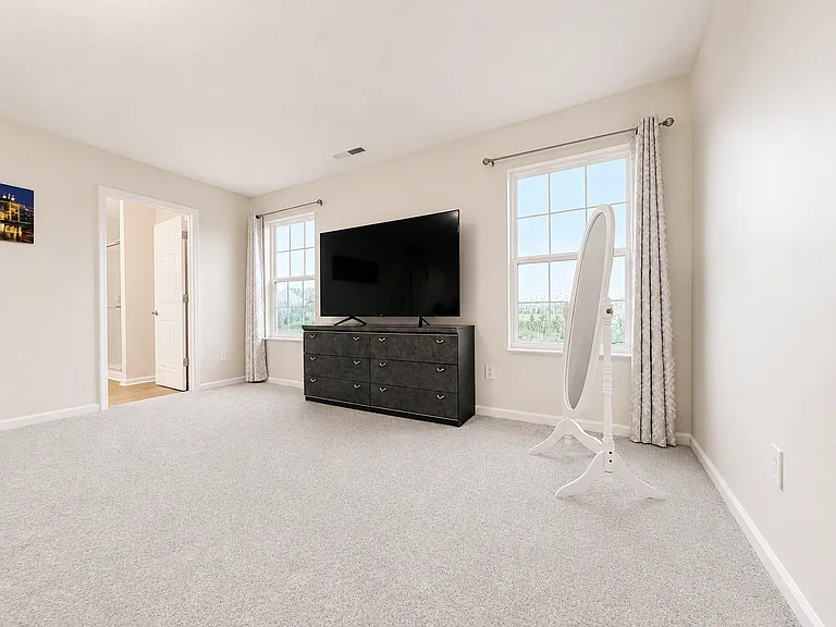 5872 Wintersweet Ln — Photo 29
