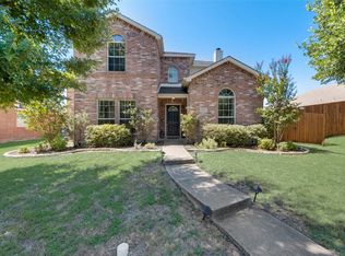 413 Rowdy Dr, Royse City, TX 75189