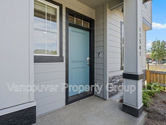 3rd image of 11501 NE 28th St