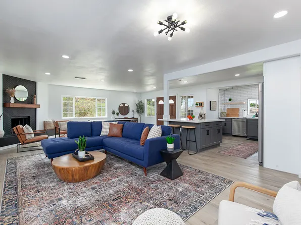 5609 Cervantes Ave, San Diego, CA 92114