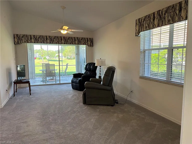 2081 Crestview Way #A-7 — Photo 7
