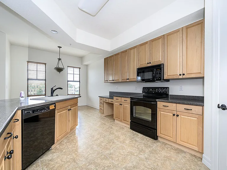 99 Vivante Blvd #5-404 — Photo 8