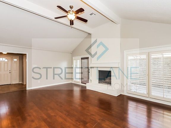 3rd image of 3907 Elm Glen Dr