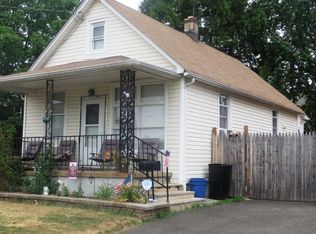 15 N Arlington St, Manville, NJ 08835