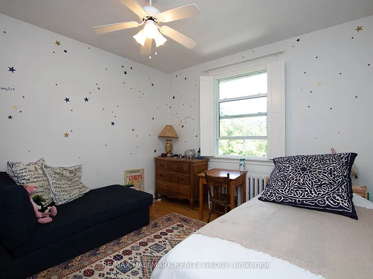 42 Glengarry Rd — Photo 20