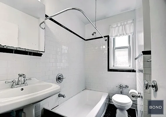 Rented by Bond New York | media 23