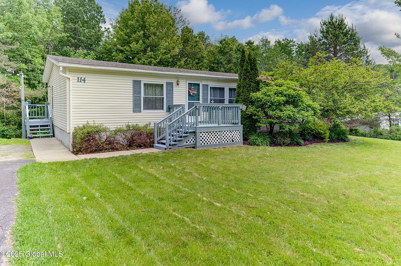 3rd image of 114 Burdick Road