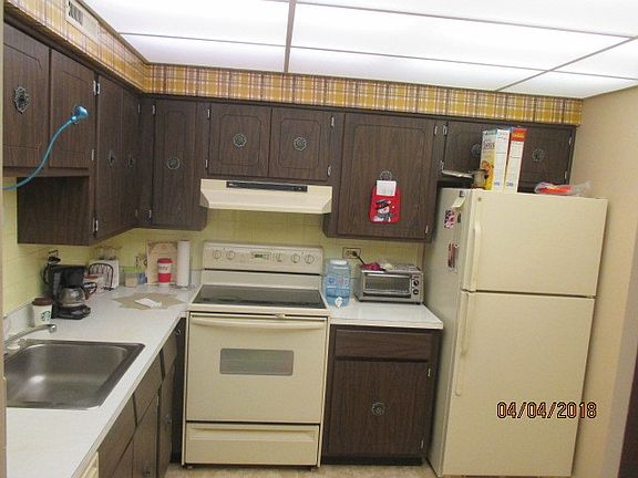 3rd image of 6020 Lincoln Ave Unit 308