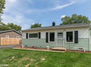 118 McCabe Dr, Streamwood, IL 60107