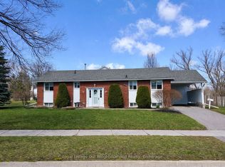 909 Whitefield Dr, Peterborough, ON K9J7W1