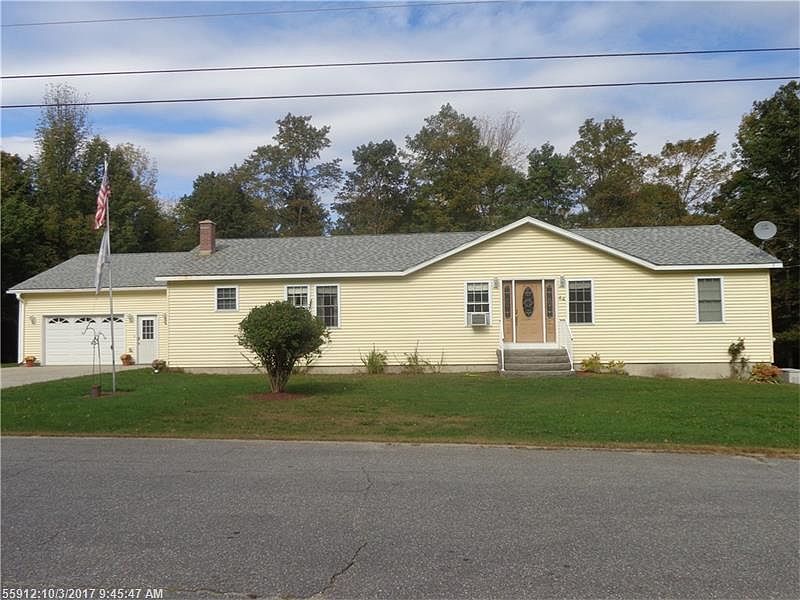 2nd image of 44 Moore Dr
