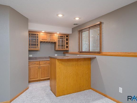 4th image of 6216 W 61st St