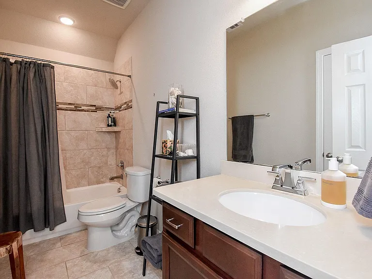 22126 Grand Mist Dr — Photo 37