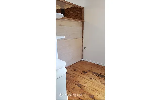 Rented by Douglas Elliman | media 13