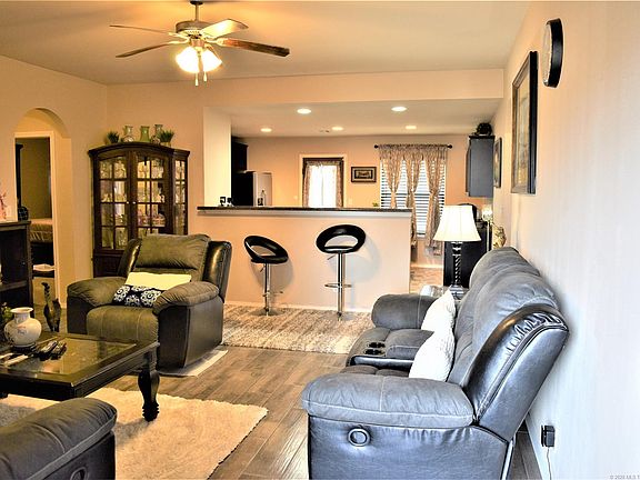 4th image of 9265 S 251 East Ave