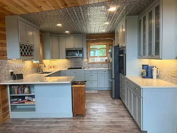 5th image of 2699 Straits View Ln