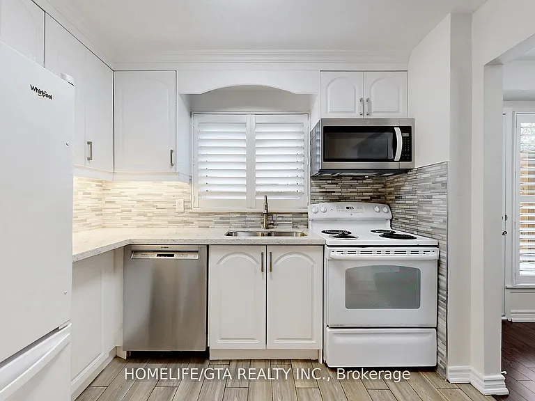 8 Whiteleas Ave — Photo 19