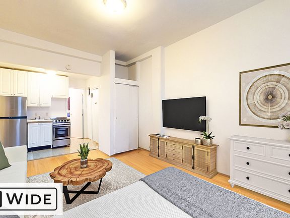 2nd image of 188 E 93rd St APT 1P