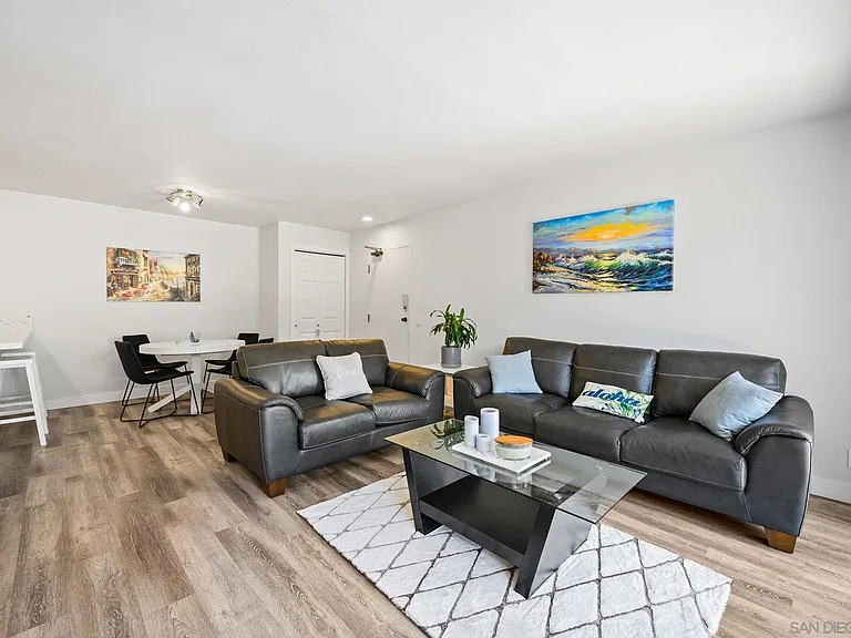 8324 Regents Rd #1G — Photo 3