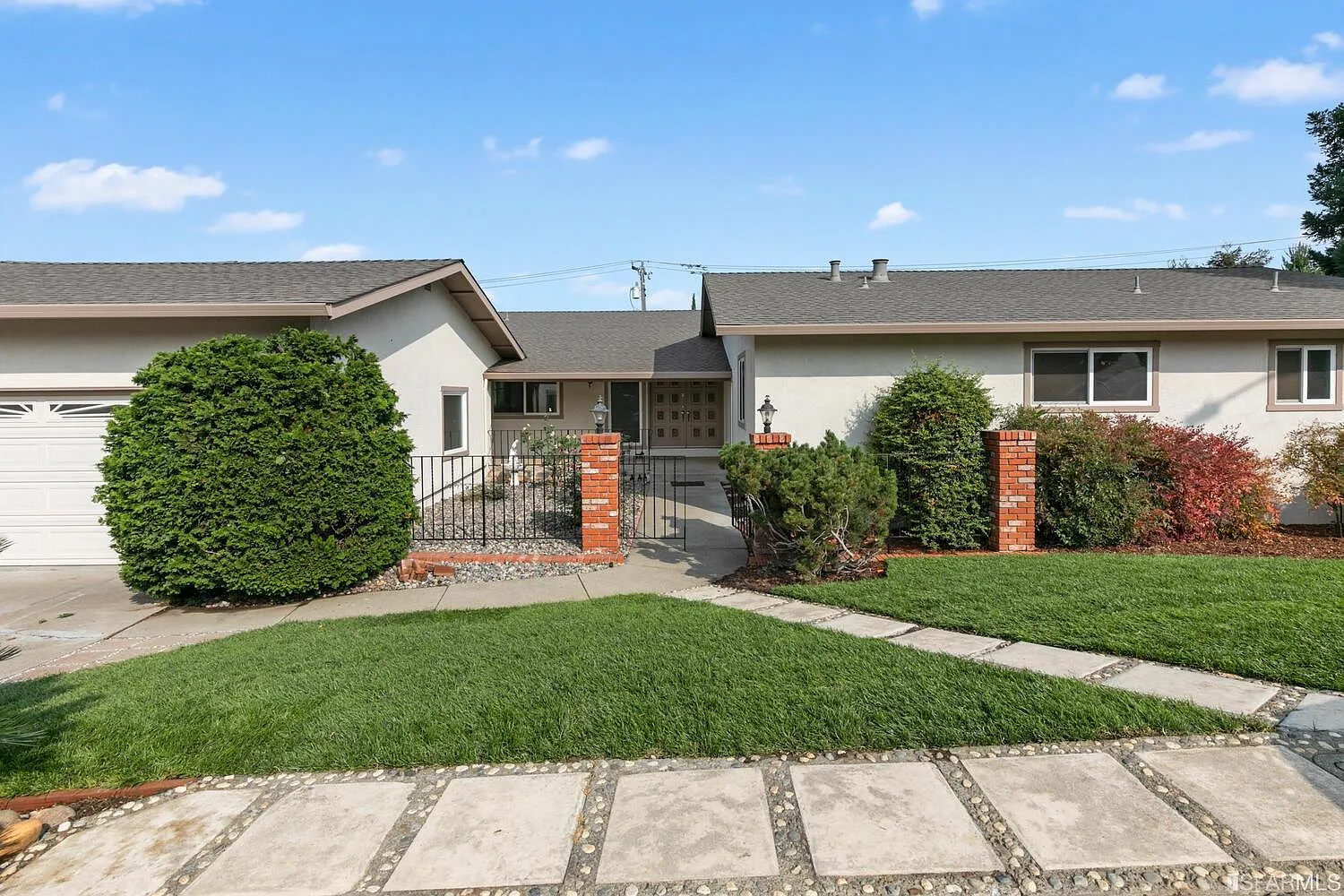 4166 Chaparral Pl photo 1