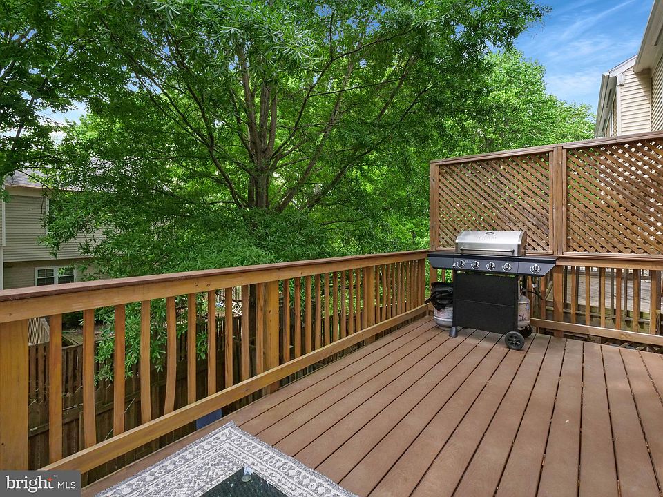 1st image of 14869 Lynhodge Ct