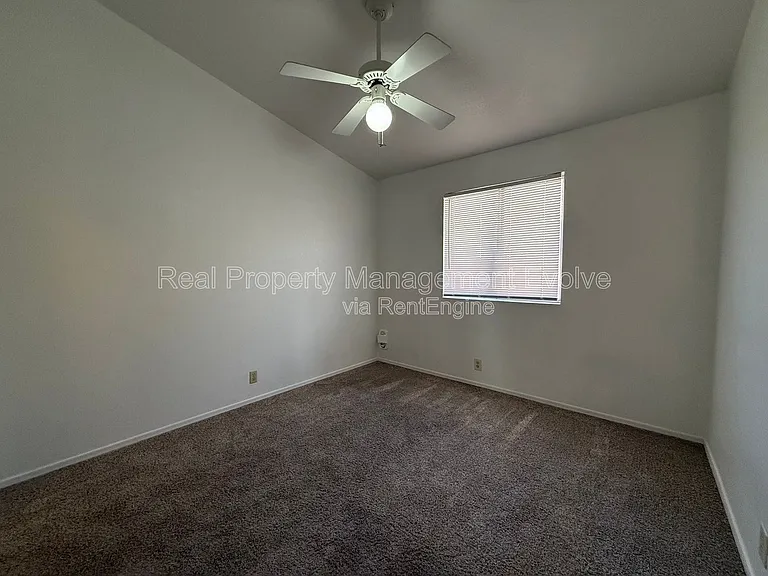 4260 E Rosemonte Dr — Photo 22