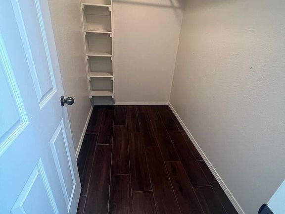 4th image of 1526 N 24th St APT B
