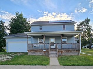 105 N Adams St, Avon, IL 61415