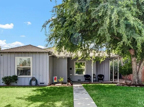 1212 N Conyer St, Visalia, CA 93291