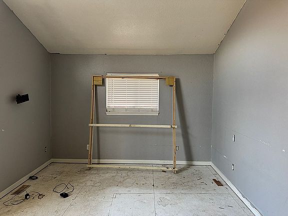 4th image of 29588 Turkey Creek Dr
