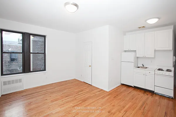 Rented by Copperwood Real Estate | media 25