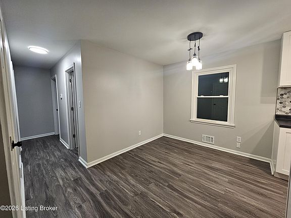 5th image of 6719 Fernhaven Rd