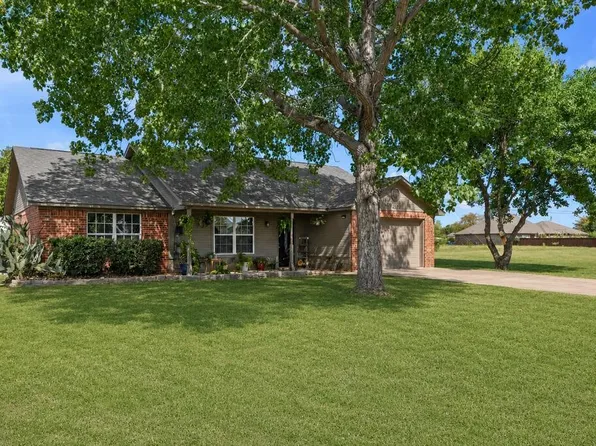 239 Seacraft Dr, Gun Barrel City, TX 75156
