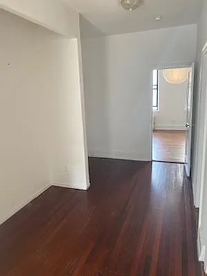 Rented by R New York | media 15