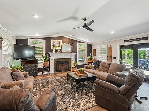5th image of 4438 Squaw Valley Dr