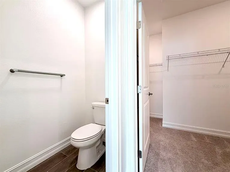 1307 Broward Dr — Photo 12