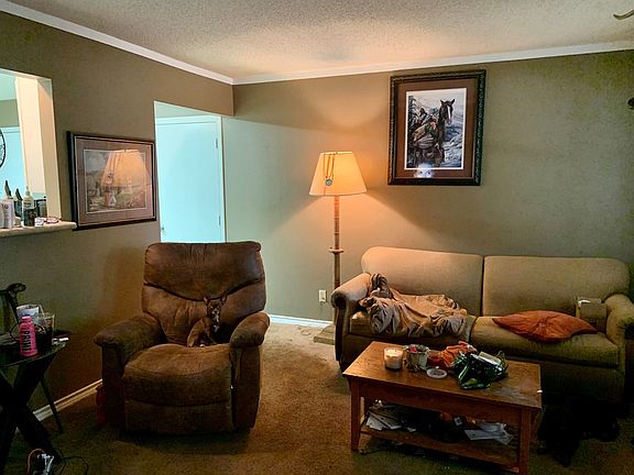 2nd image of 409 Peterson Dr N
