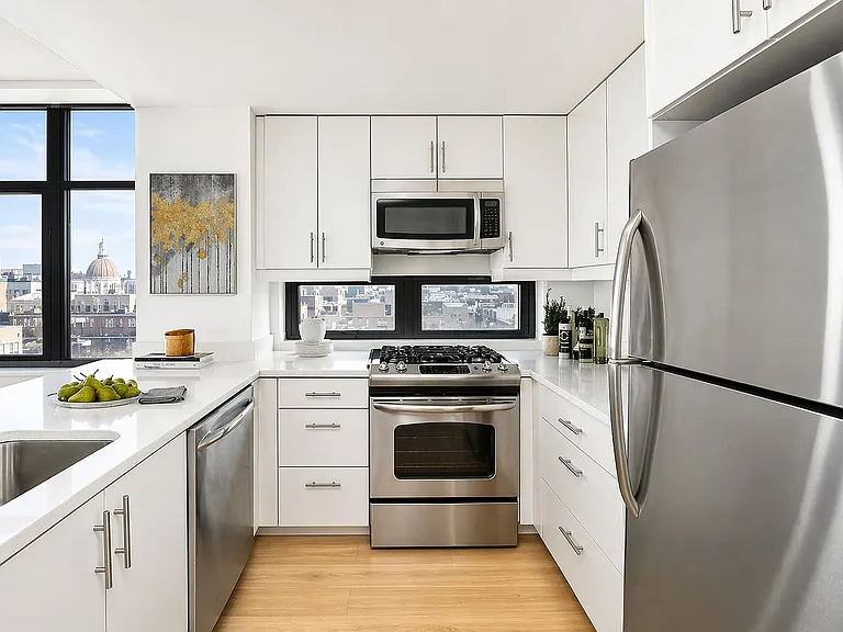 424 Bedford Ave #16C — Photo 3