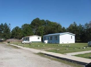 105 Pete Mondezie Ln, Magnolia, NC 28453