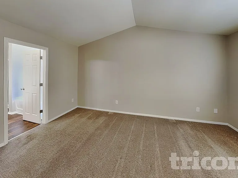 4003 Larkhaven Village Dr — Photo 8