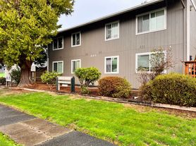 0304 - Grace Manor I Apartments