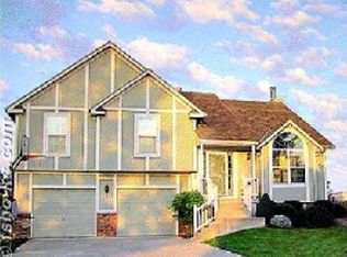 14110 S Constance Ct, Olathe, KS 66062
