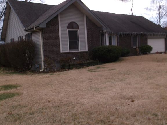 2nd image of 512 Norris Dr