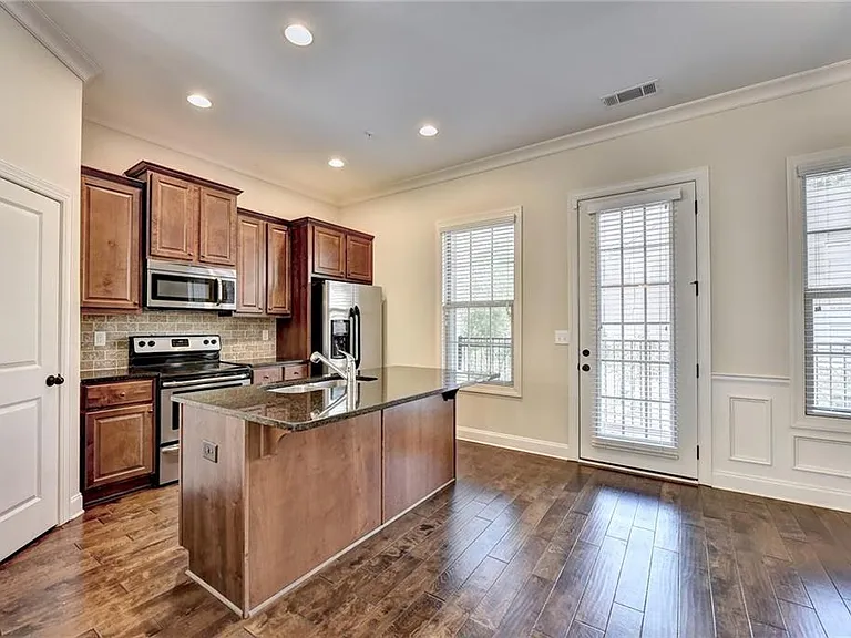 2448 Tenor Ln — Photo 27
